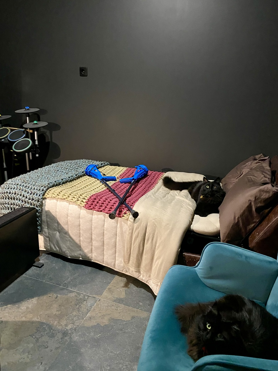 Cooking Up A Storm And Hanging With ACNH Homies